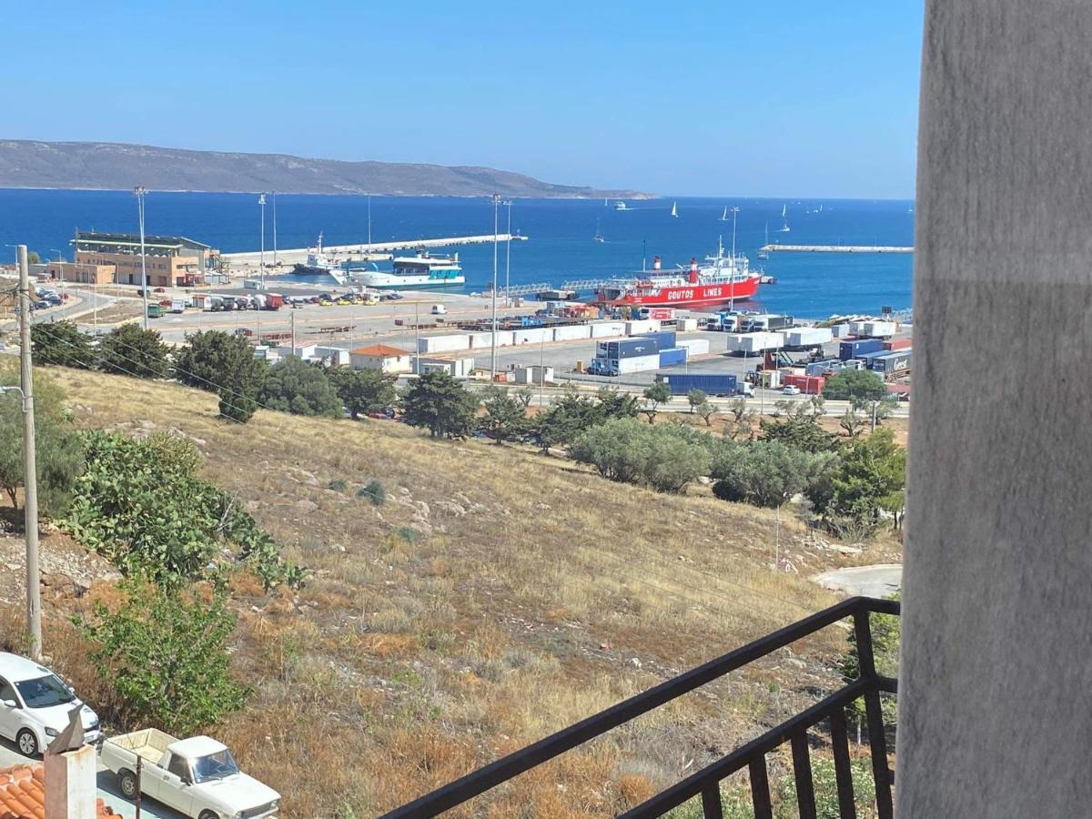 Appartement 1bdr Penthouse 7 Min On Foot From The Port Lávrion
